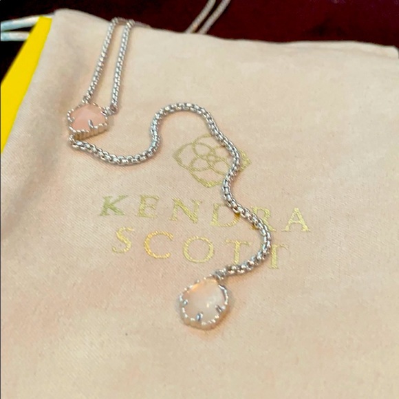 Kendra Scott necklace - Picture 2 of 5